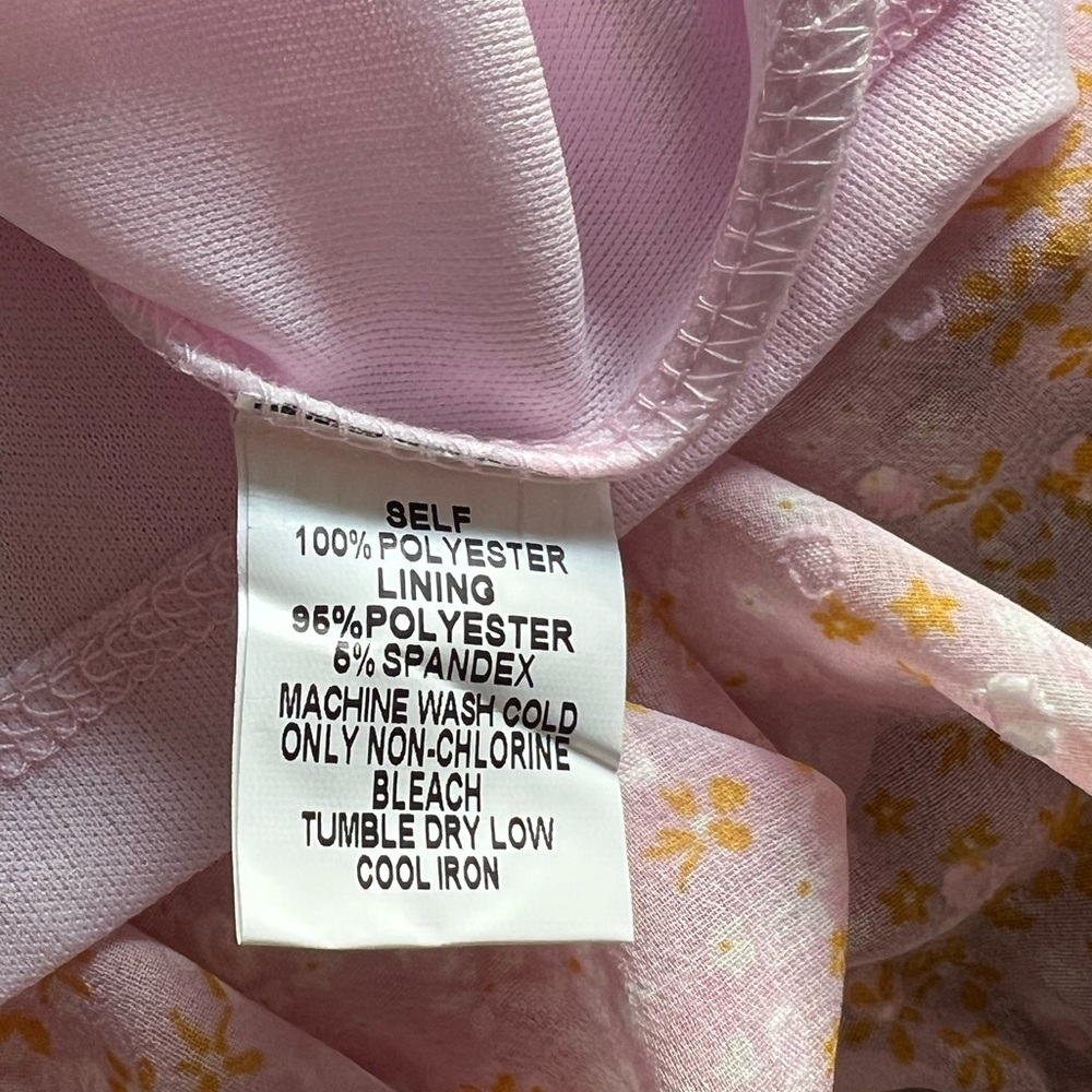 Papermoon pink blouse with orange and white flowers. 2x - Picture 8 of 8